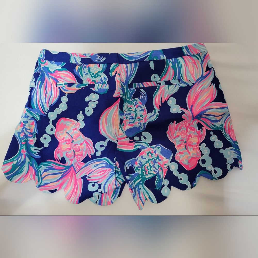 Lilly Pulitzer scallop shorts